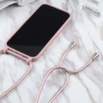 Siliconen hoesje met koord iPhone 14 en iPhone 13 - Rosegoud - 3