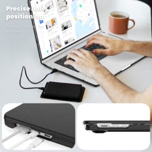 Turtle Shift vegan leer Laptopcover MacBook Air 15.3' inch - 2024 / 2023 - A2941/ A3114 - Zwart - 7