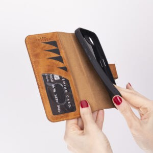 Solidenz Moda Book iPhone 16e echt leren hoesje - Lichtbruin - 4